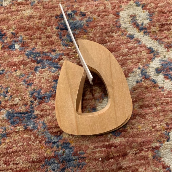 Sophie Monet 14k Gold Filled Post The Bell Hoops - Picture 4 of 5